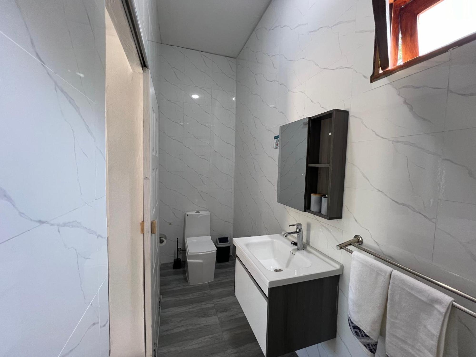 빌란쿨로스 New Giraffe House B&B 외부 사진